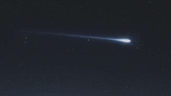 有40亿年历史、心脏“比煤还黑”的彗星正朝地球飞来